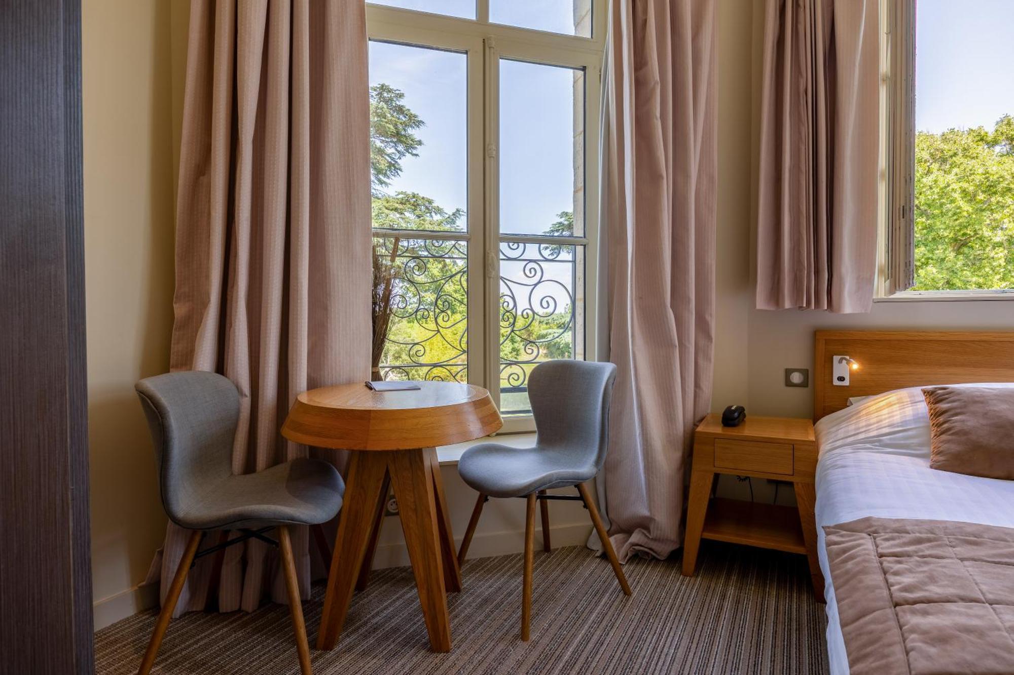 Hotel Et Spa Du Chateau Lagord Eksteriør billede