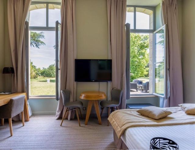 Hotel Et Spa Du Chateau Lagord Eksteriør billede